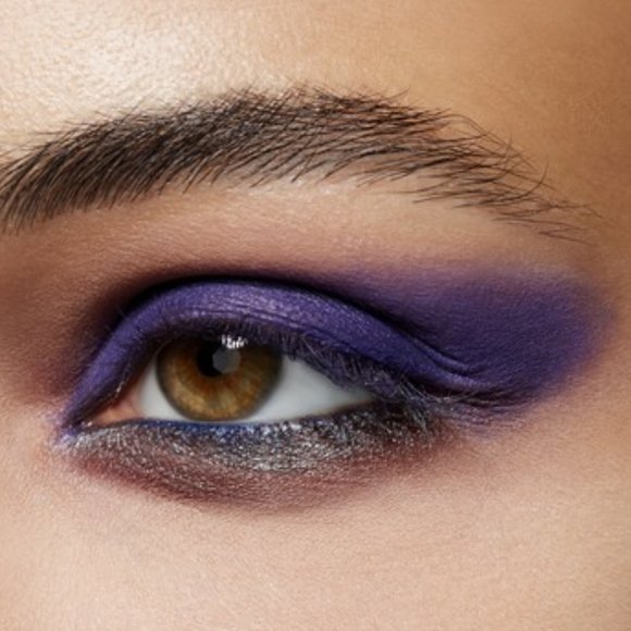 Last one! MAC POWER TO THE PURPLE eye shadow NIB Matte - Picture 1 of 7